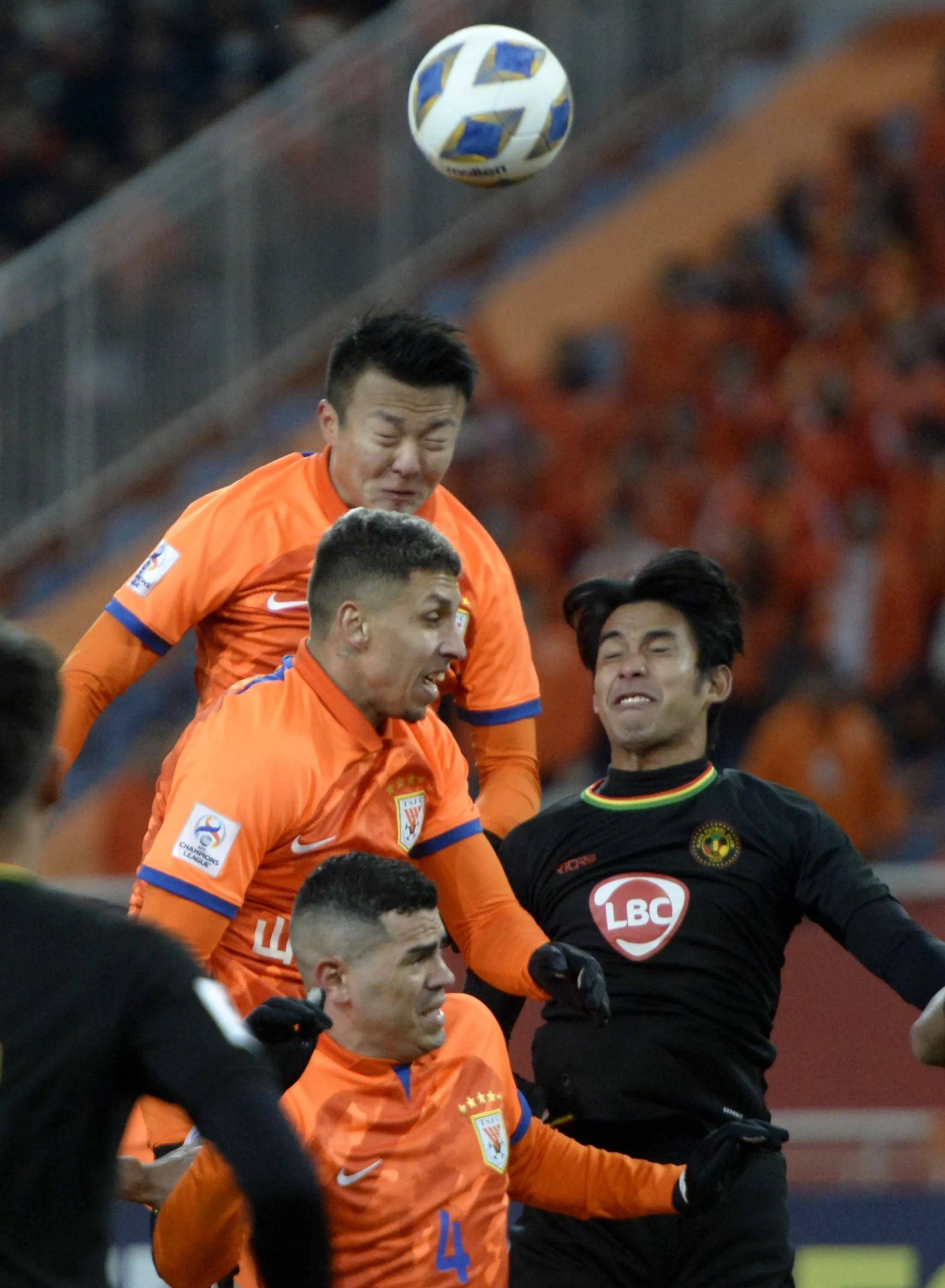 包含菲律宾队成功勇夺冠军，喜获掌声的词条