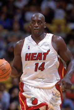 热火队总经理发声明支持球员抗议行动 热火队总经理发声明支持球员抗议行动