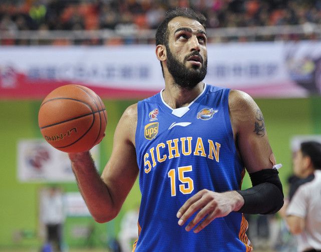 关于斯洛伐克重返赛场引援传闻引人注目的信息 关于斯洛伐克重返赛场引援传闻引人注目的信息