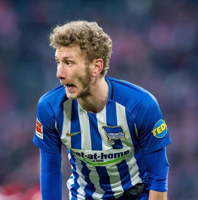 柏林赫塔客场大胜科隆，终结两连败