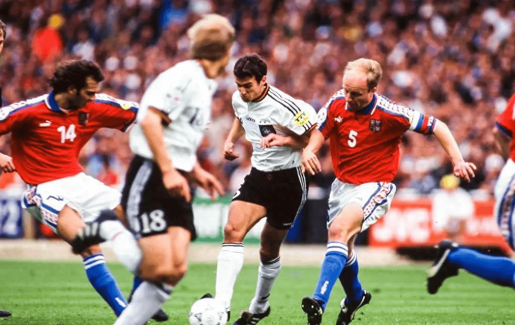 阿尔巴尼亚队在比赛中大胜立陶宛