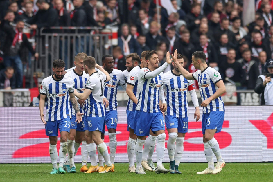 包含柏林赫塔主场胜美因茨,坚守积分榜前列位置的词条 包含柏林赫塔主场胜美因茨,坚守积分榜前列位置的词条